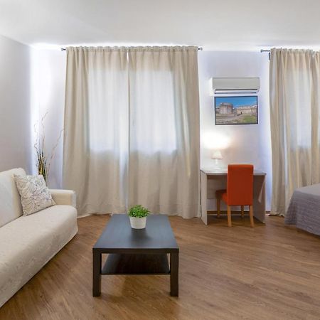 Aparthotel Al Borgo Sarzana Exterior foto