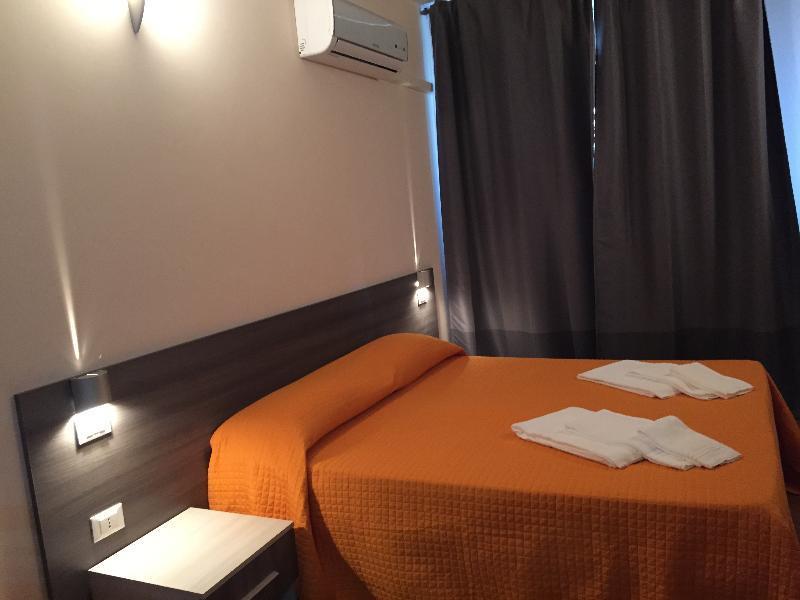 Aparthotel Al Borgo Sarzana Exterior foto